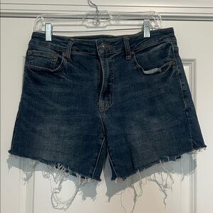 American Eagle Women’s Denim Cutoff Shorts – Distressed Frayed Hem – Size 33